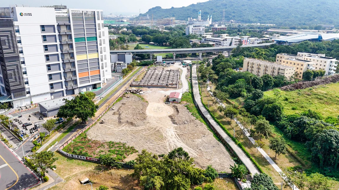 全球工業城楠梓工業地照片