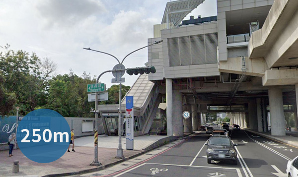 全球工業城附近地標-R18 油廠國小捷運站